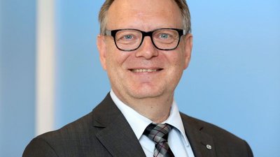 Wann fragt die erste KI nach ihrem Schöpfer?